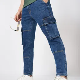 SF JEANS by Pantaloons Men Mildly Distressed Light Fade Jeans image 3