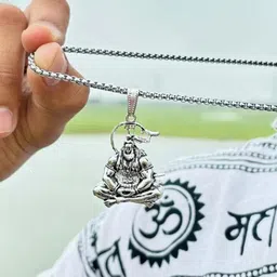 OPUS GEMS Silver-Plated Hanuman Pendant With Chain image 2