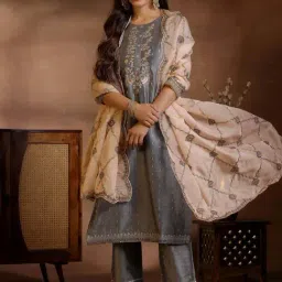 Libas Grey Embroidered Kurta & Pant Set With Dupatta-image-20