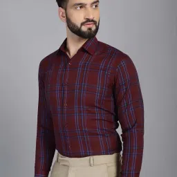 Indian Needle Maroon Regular Fit Check Cotton Shirt image 3