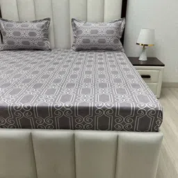 Pure Decor Purple & White Ethnic Motifs 250 TC Queen Bedsheet with 2 Pillow Covers image 2