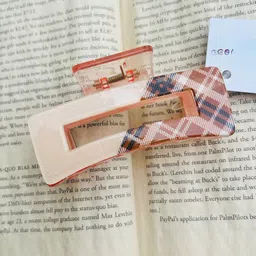 Radhya Accessories Women Claw Clip image 3