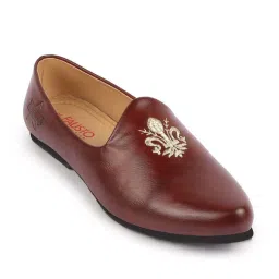 Fausto Men's Cherry Casual Juttis image 3