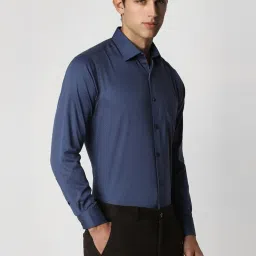 Van Heusen Navy Cotton Slim Fit Printed Shirt image 3