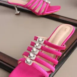 Carlton London Women's Fushia Casual Sandals-image-84