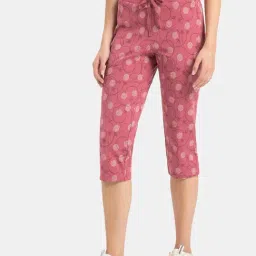 Jockey 1300 Women's Super Combed Cotton Elastane Stretch Slim Fit Printed Capri with Side Pockets image 2