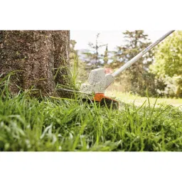 Stihl FSA-57 Cordless Grass Trimmer with AK 20 Battery and AL 101 Charger (45220115740) image 3