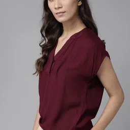 The Roadster Lifestyle Co Women Wine-Coloured EcoVero Solid Boxy Top image 3