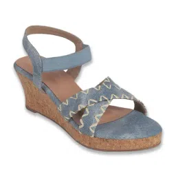 Mochi Women's Blue Sling Back Wedges image 2