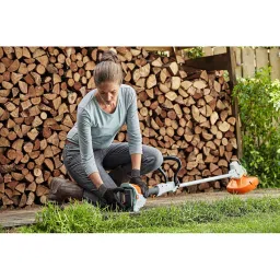 Stihl FSA-57 Cordless Grass Trimmer with AK 20 Battery and AL 101 Charger (45220115740) image 4