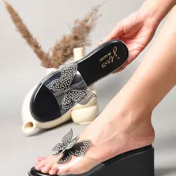 JM Looks Platform Sandals with Bows image 4