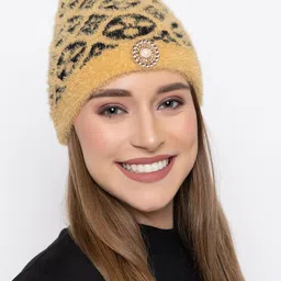 amoldo Graphic Print Beanie image 2