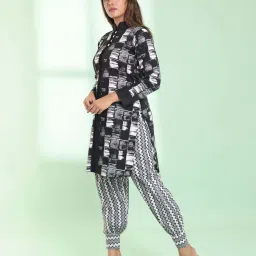 CHARUKRITI Black Cotton Printed Straight Kurti image 3