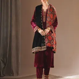 Jaypore Black Velvet Embroidered Shawl image 2