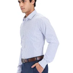 Park Avenue Blue Slim Fit Striped Shirt image 3