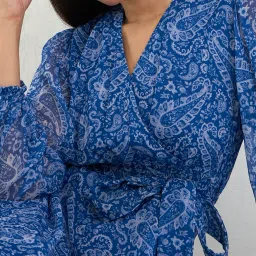 FEMMELLA Blue Chiffon Printed Wrap Dress image 3
