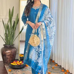 Vaidehi Fashion Women Ethnic Motifs Regular Thread Work Kurta with Trousers & Dupatta-picture-31