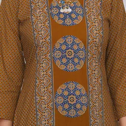 SARAI CREATIONS Women Ethnic Motifs Printed Pure Cotton Kurta with Trouser & Dupatta image 2