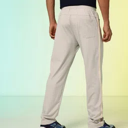 HRX by Hrithik Roshan Men Relaxed Fit Trackpant image 2