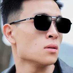 Resist Eyewear Black Square UV Protection Unisex Sunglasses image 3