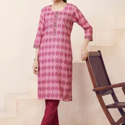 Fashion2wear Ethnic Motifs Printed Kurti image 5