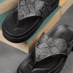 Metro Men's Black Thong Sandals-picture-36