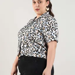 Instafab Plus White Regular Fit Printed Shirt image 3