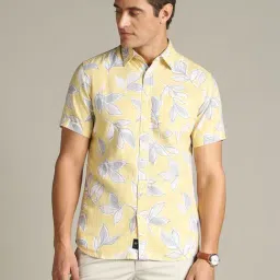 Dockers Yellow Straight Fit Printed Shirt-picture-19