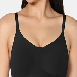 In Care Pack Of 2 Full Coverage Heavily Padded Cotton T-shirt Bras With All Day Comfort image 4