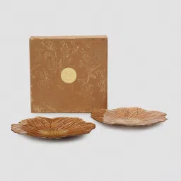 Pure Home and Living Copper & Gold Glass Flower Shaped Dinner Plates - Set of 2 image 3