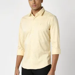 Van Heusen Yellow Cotton Slim Fit Printed Shirt image 3