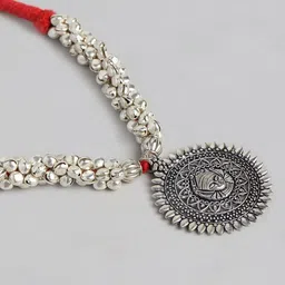 EL REGALO Silver-Toned & Red Durga-Ma-Pendant image 3