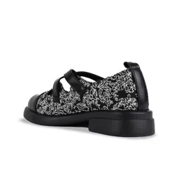 Jove Colourblocked PU Platform Sandals with Buckles image 3