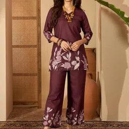 HERE&NOW Bandia Cotton Blend V-Neck floral printed coord set-picture-18