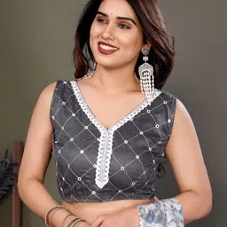 The Textile Hub Floral Printed Beads and Stones Pure Georgette Saree image 5