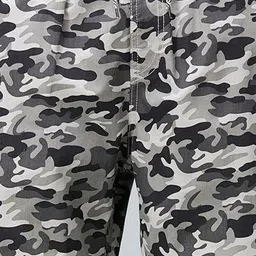 StyleCast x Revolte Men Camouflage Printed Cotton Regular Shorts image 3