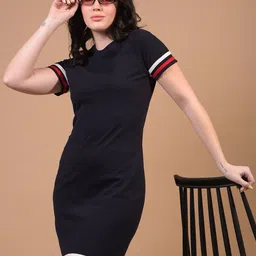Crimsoune Club Sheath Dress-picture-35