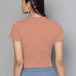 Absorbing Ruffles Crepe Crop Top image 2