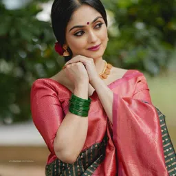 revika Ethnic Motifs Woven Design Zari Pure Silk Kanjeevaram Saree image 3