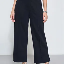 SF JEANS by Pantaloons Women Relaxed-Fit Mid-Rise Trousers image 5