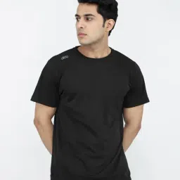 Dida Black Polyster Regular Fit Solid T-Shirt-picture-16