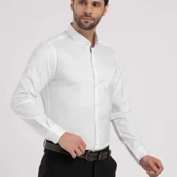Red Tape White White Striped Relaxed Fit Shirt image 3