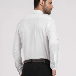 Red Tape White White Striped Relaxed Fit Shirt image 2