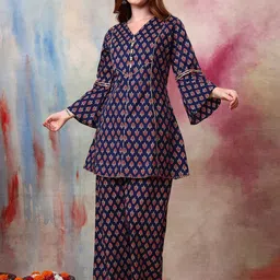 Tissu Women Floral Printed Regular Pure Cotton Kurti with Palazzos-picture-25