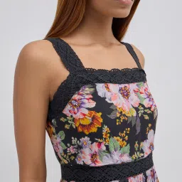 LOV by Westside Black Floral Printed Tiered Dress image 4