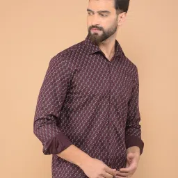 Crimsoune Club Wine Blended Slim Fit Self image 4