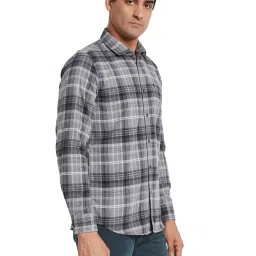 METTLE Grey Regular Fit Checks Shirt image 4