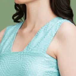 Globus Green Self Design Top image 4
