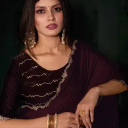 Saree Mall Purple Embellished Saree With Unstitched Blouse image 4