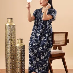 9shines Label Embroidered Maxi Nightdress image 4